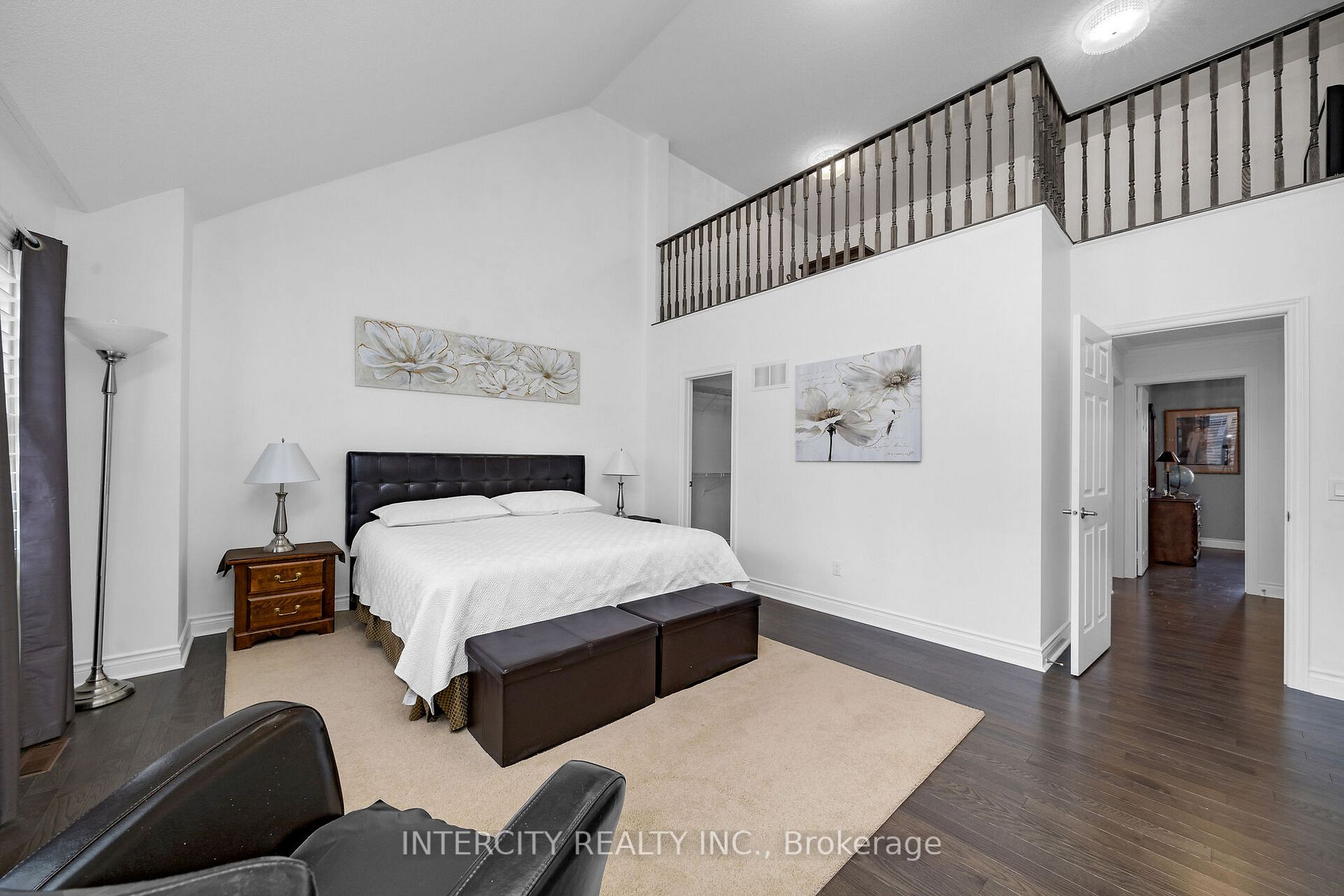 8038 Yonge St, #19