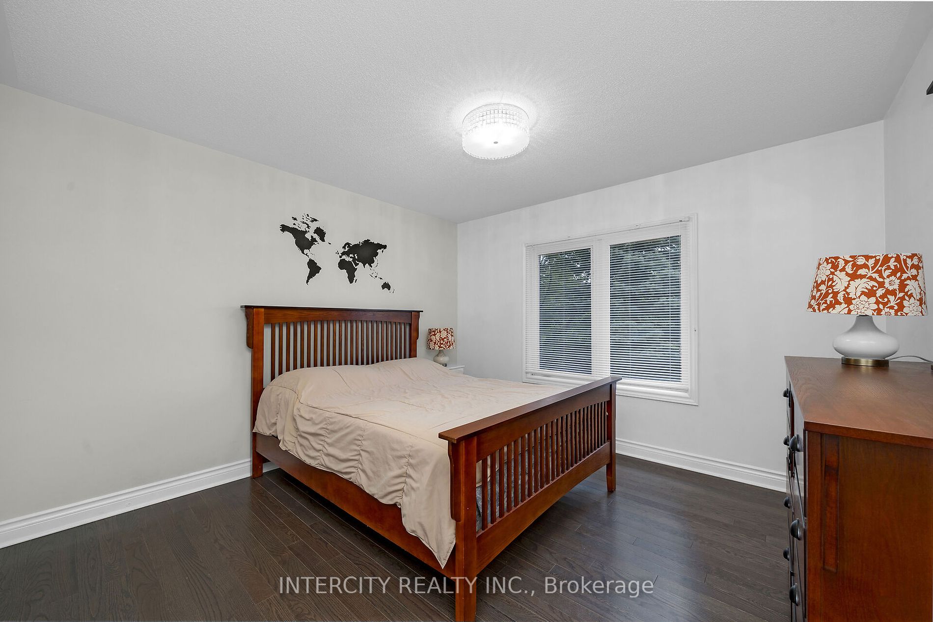 8038 Yonge St, #19