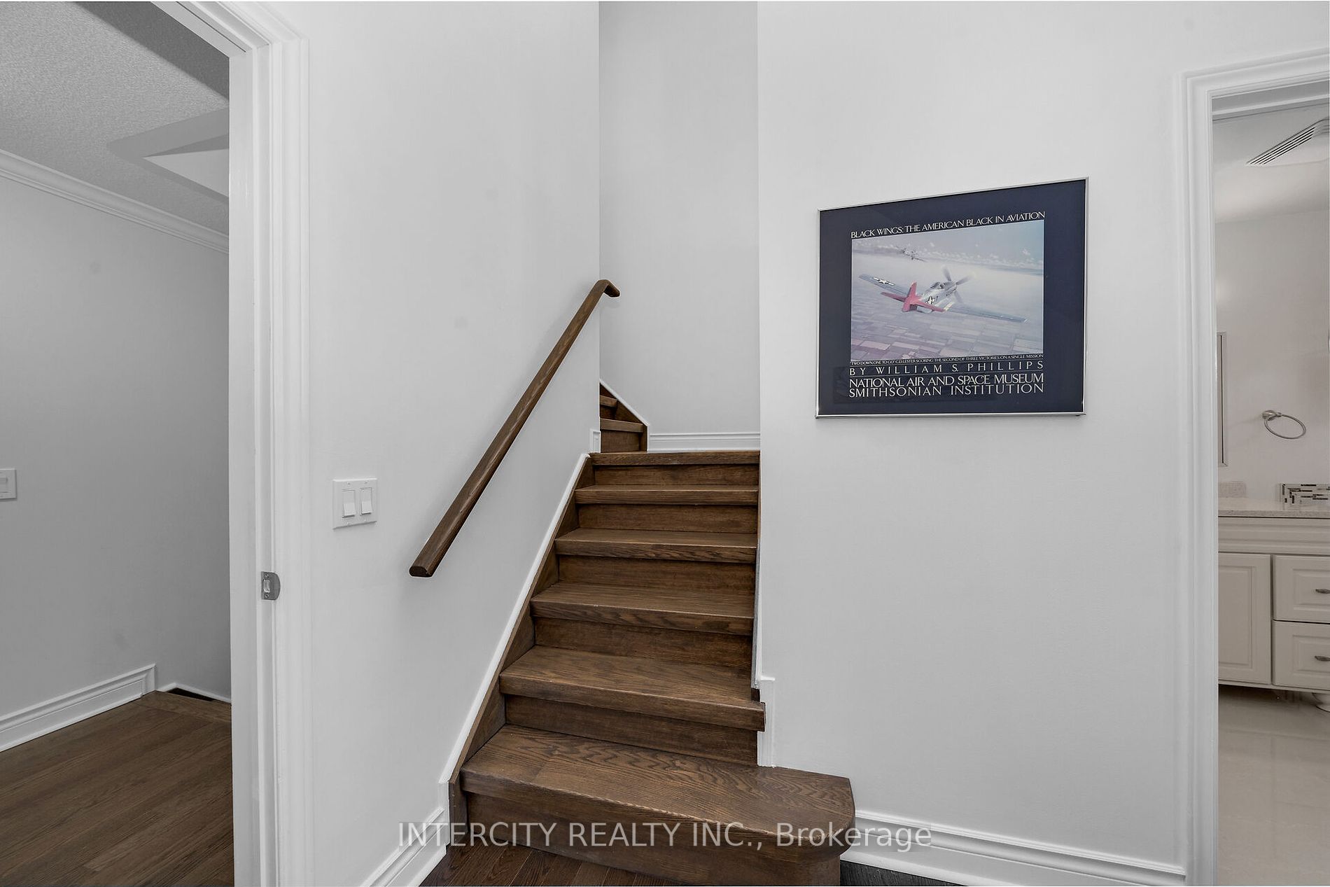 8038 Yonge St, #19