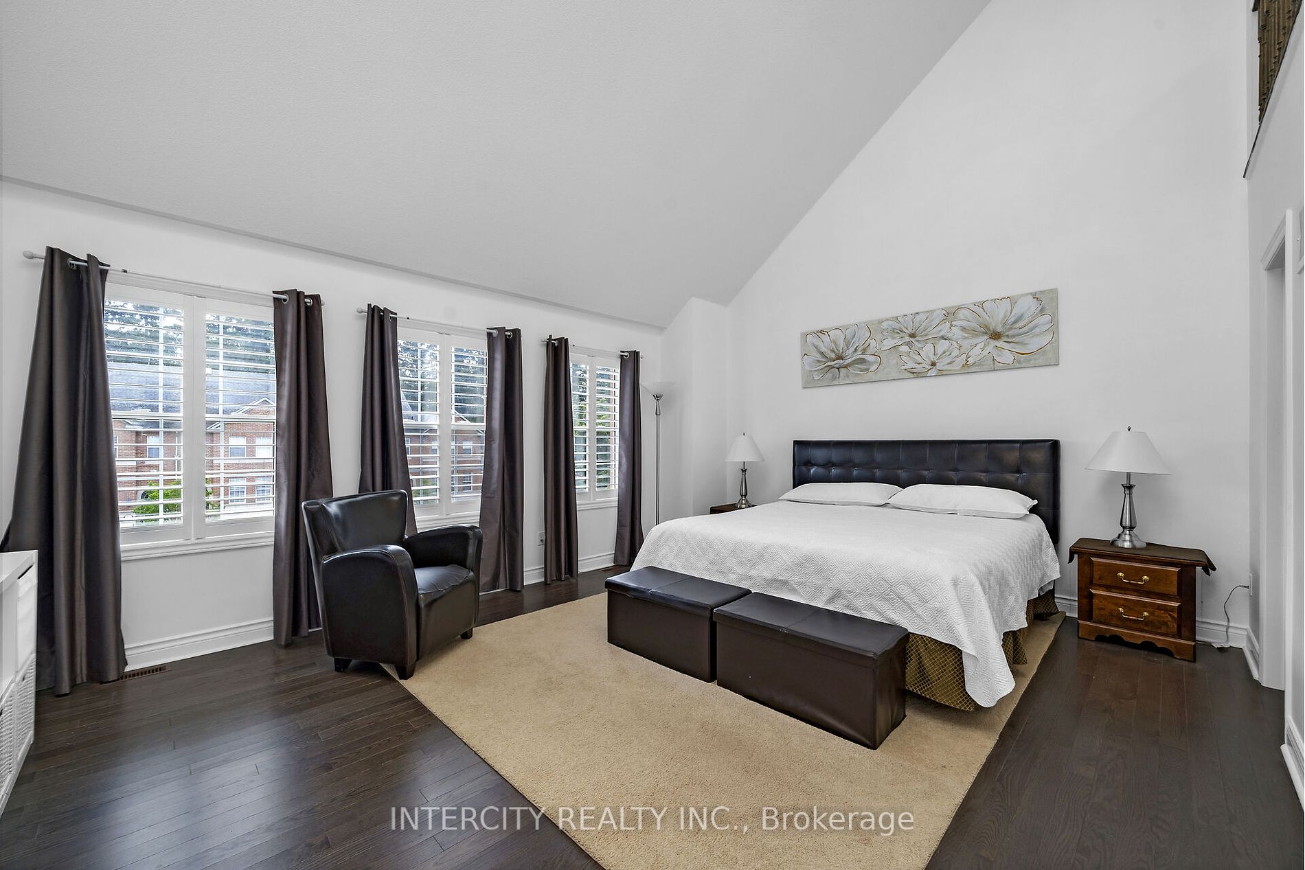 8038 Yonge St, #19