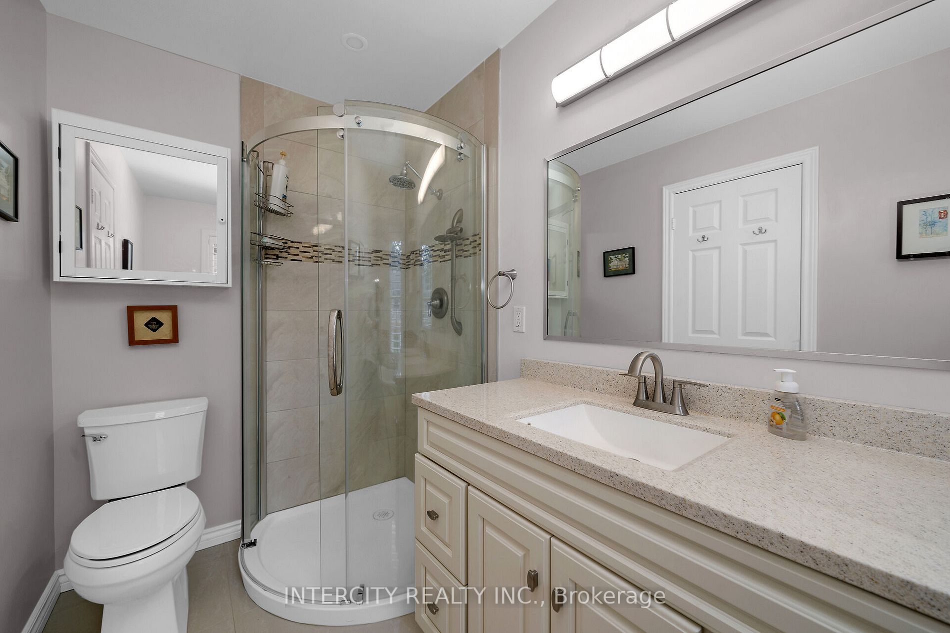 8038 Yonge St, #19
