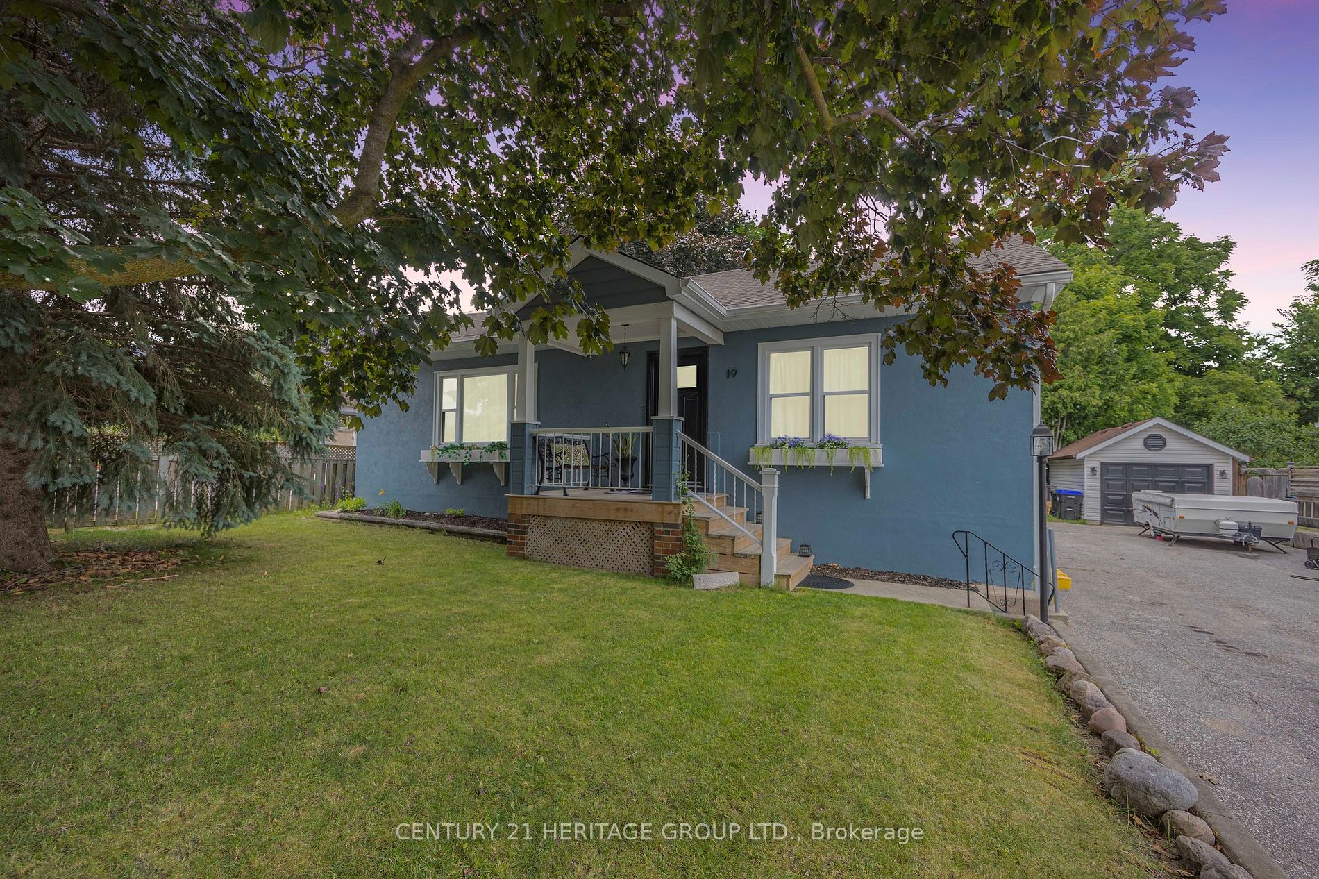 19 Scanlon Ave