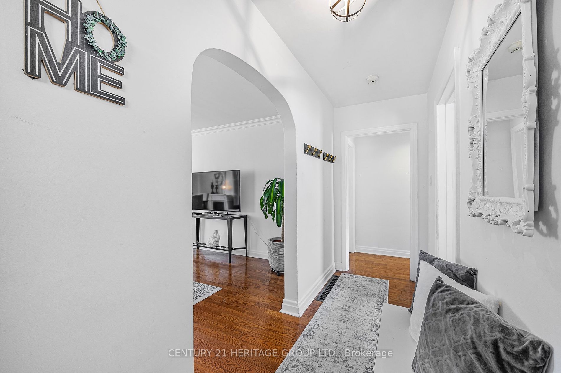 19 Scanlon Ave