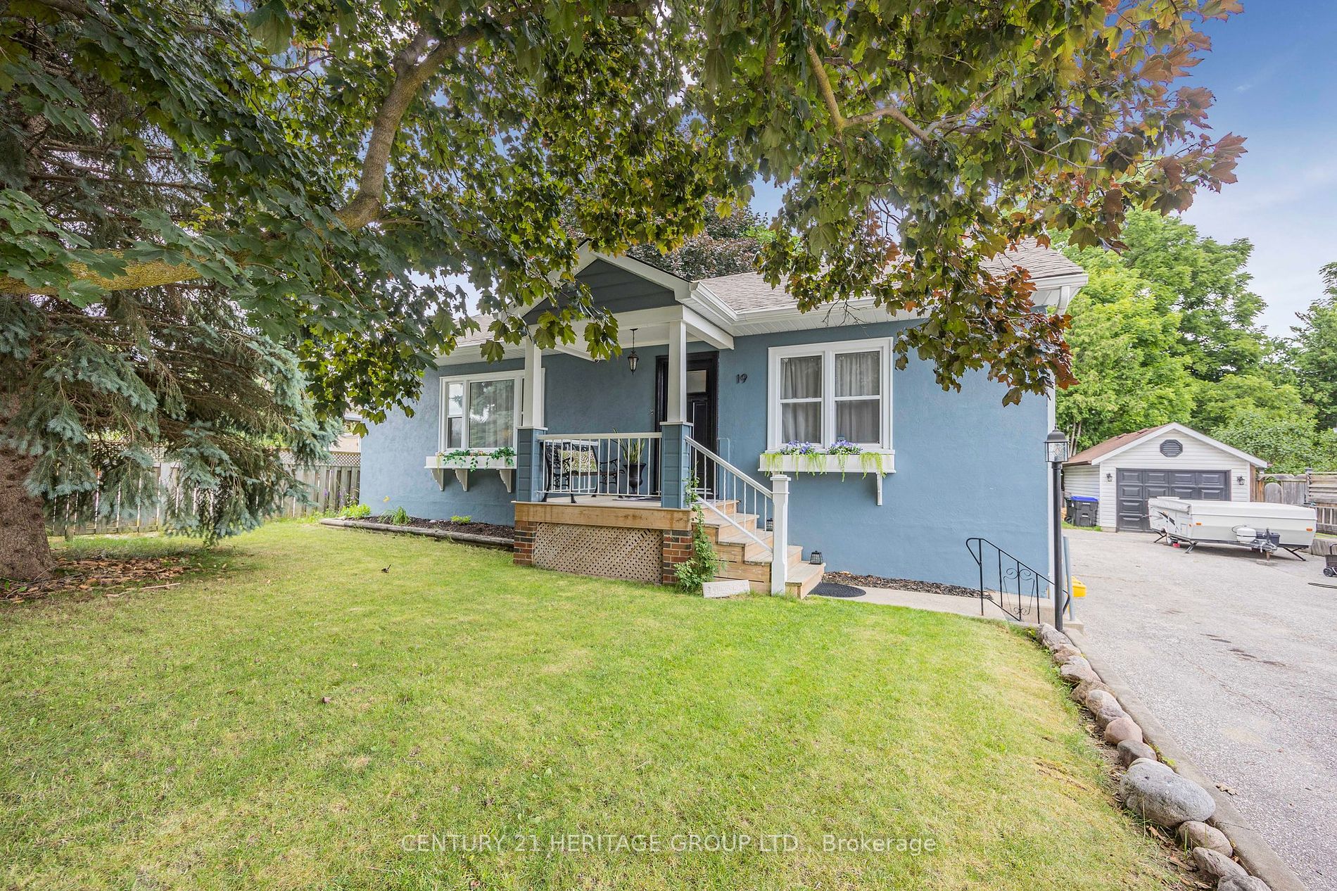 19 Scanlon Ave