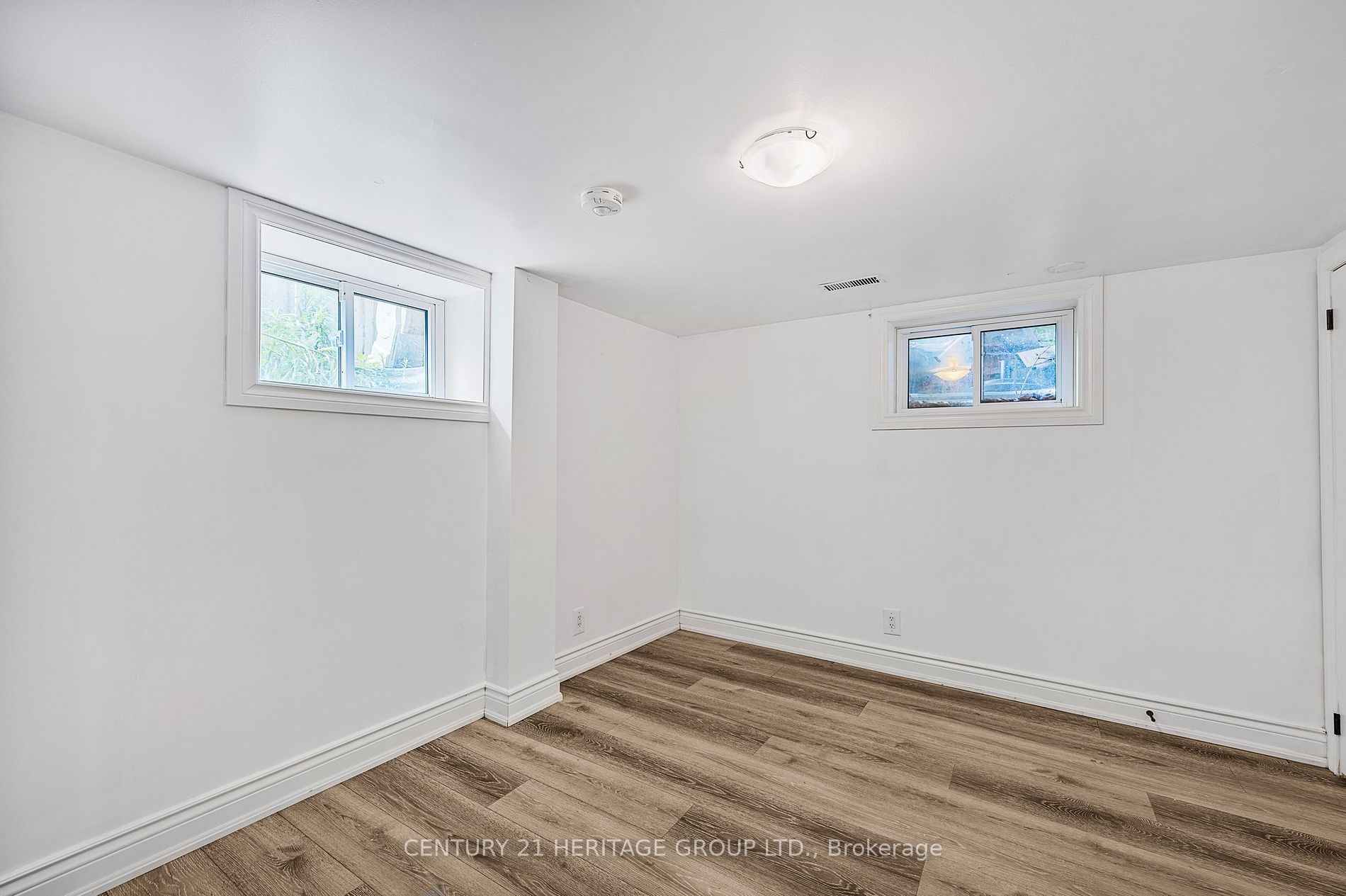 19 Scanlon Ave