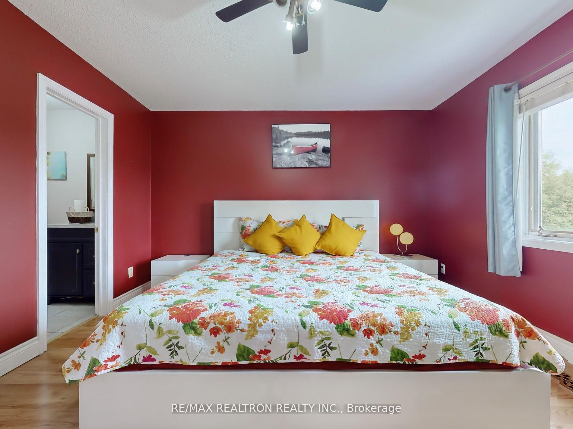 282B Brock Street W