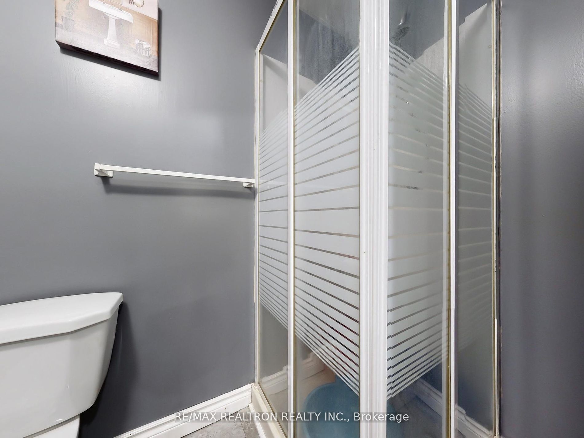 282B Brock Street W