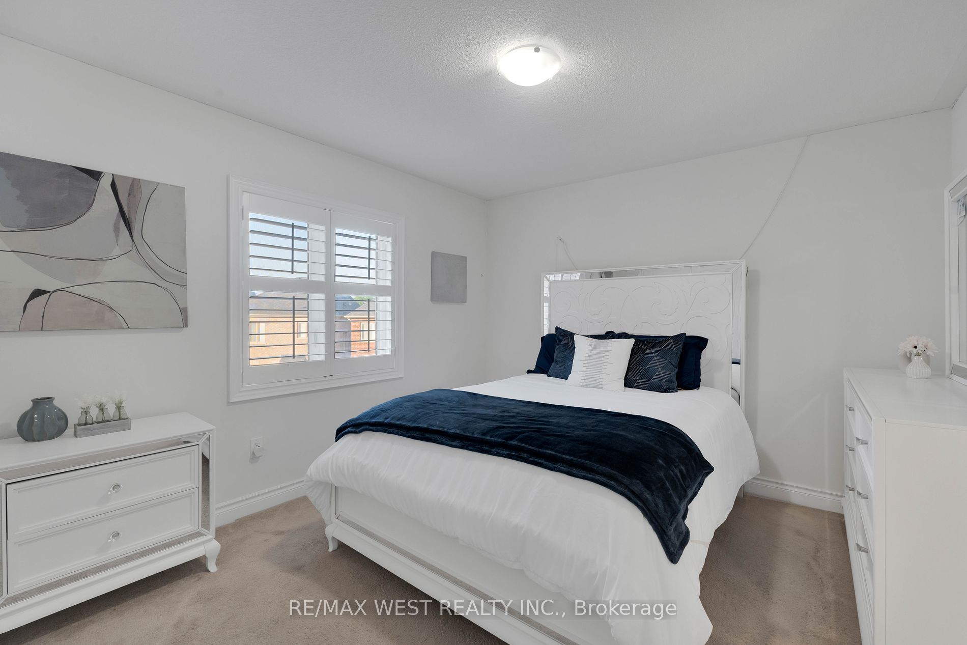 142 Beaconsfield Dr