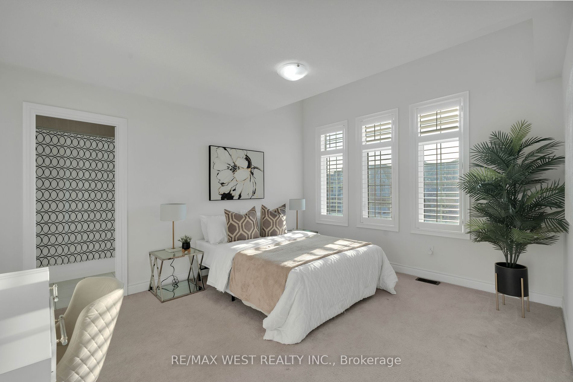 142 Beaconsfield Dr