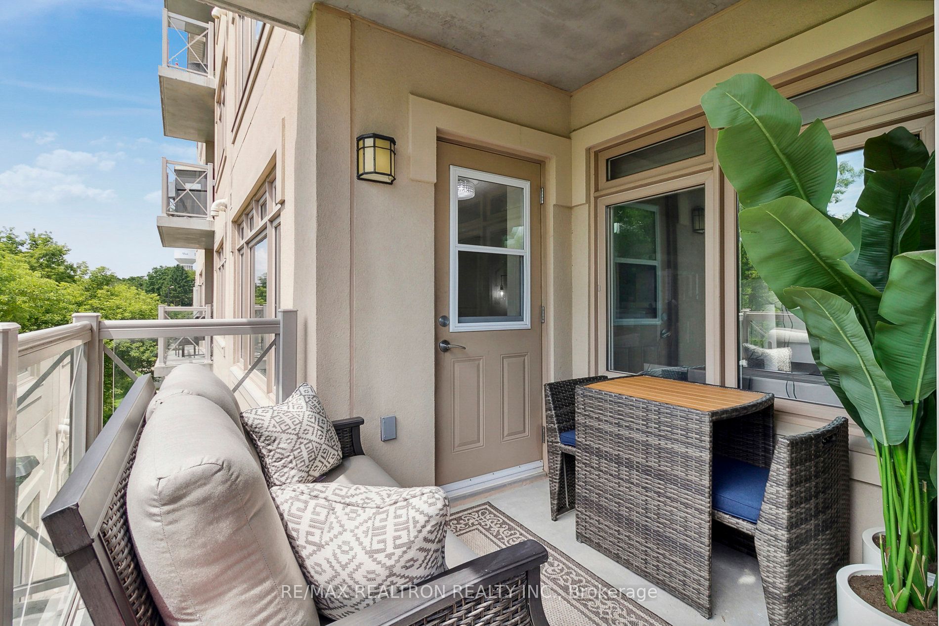 149 Church St, #402