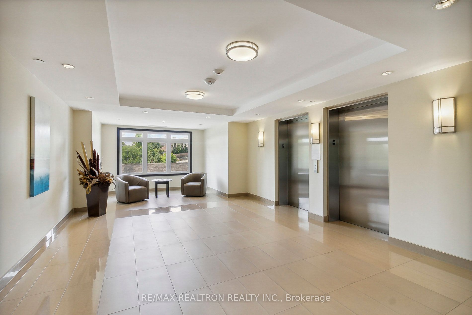 149 Church St, #402