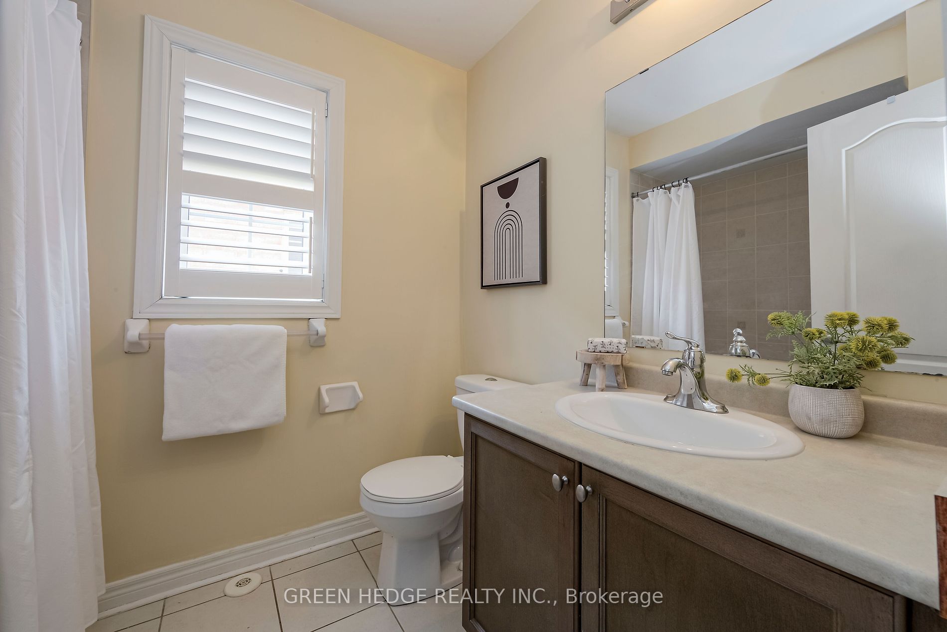 17 Ivy Stone Crt