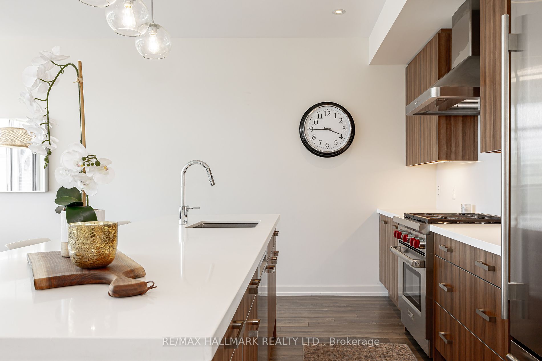 3666 Ferretti Crt