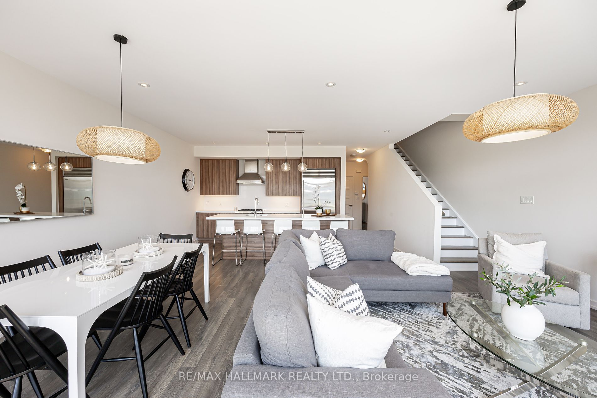 3666 Ferretti Crt