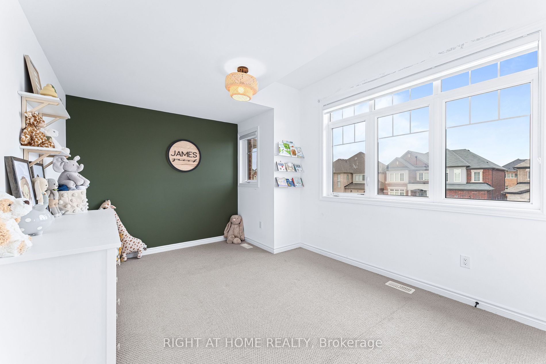 1011 Larter Street