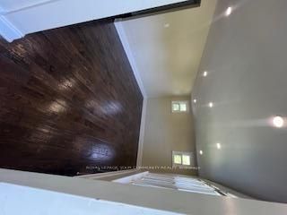 23 Irwin Avenue
