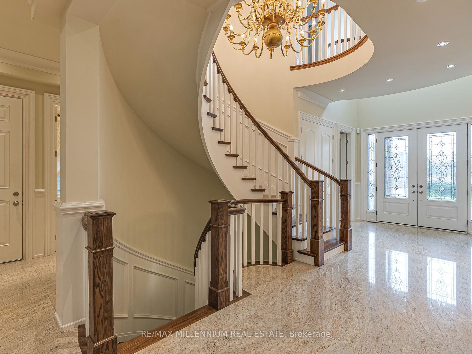 33 Maple Grove Avenue