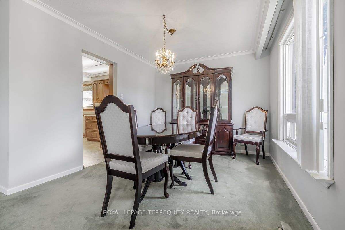 14 Pringle Avenue