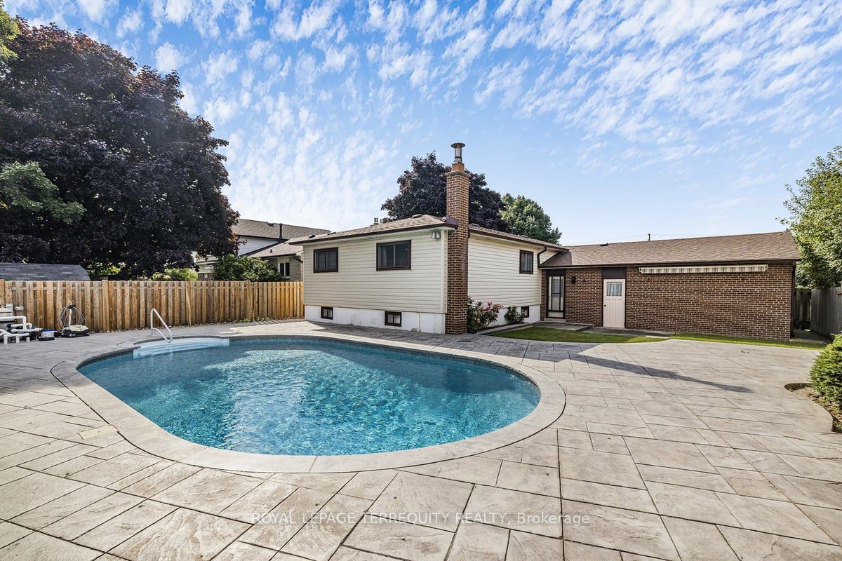 14 Pringle Avenue