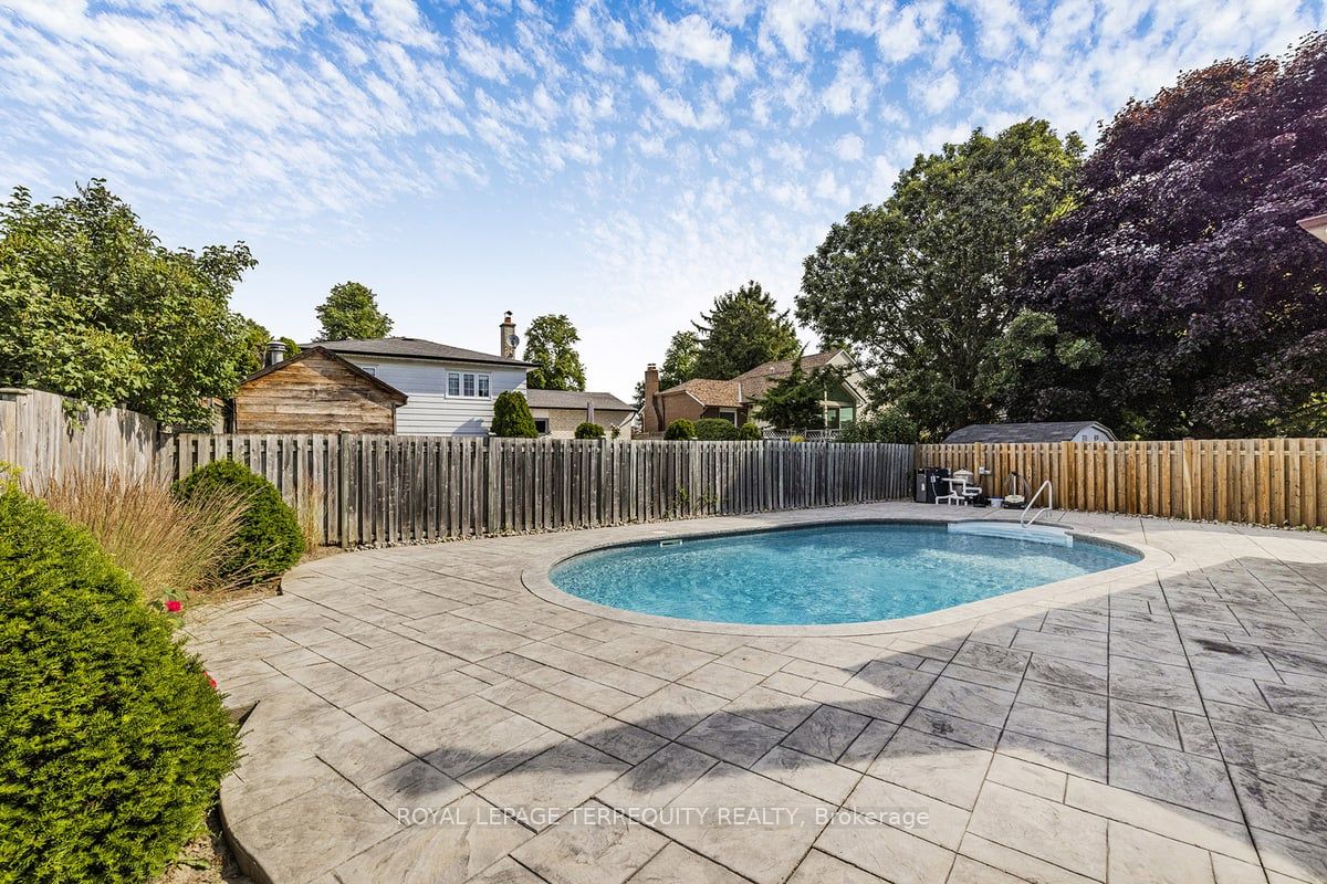 14 Pringle Avenue
