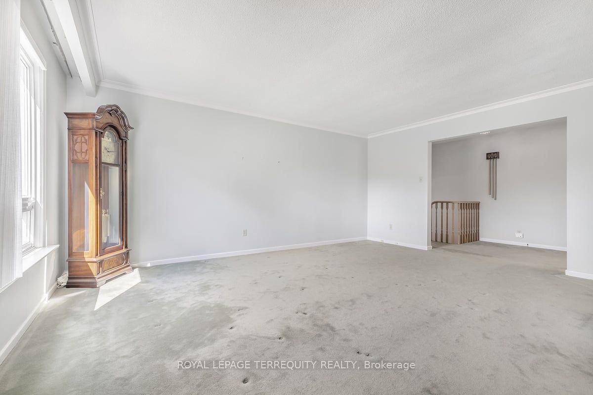 14 Pringle Avenue
