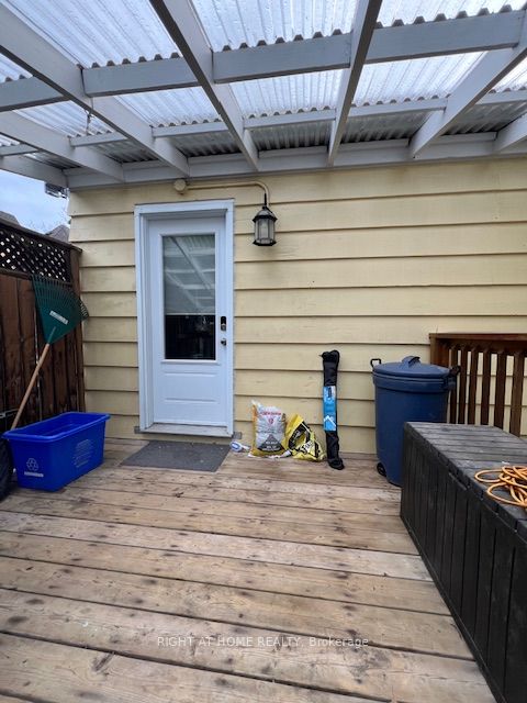 53 Peter St