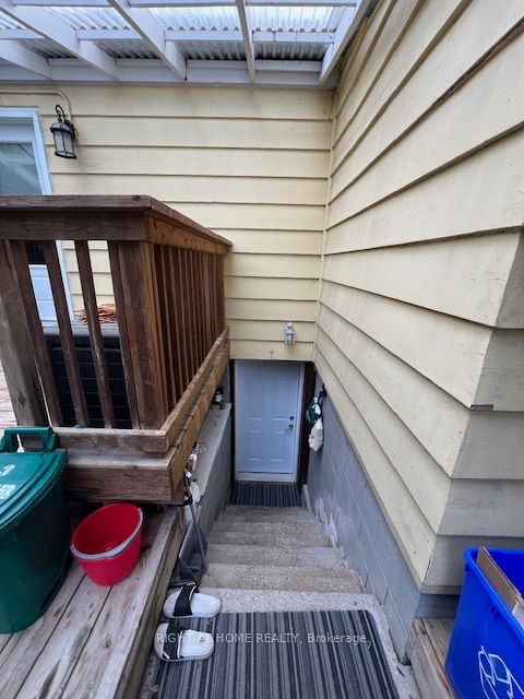 53 Peter St