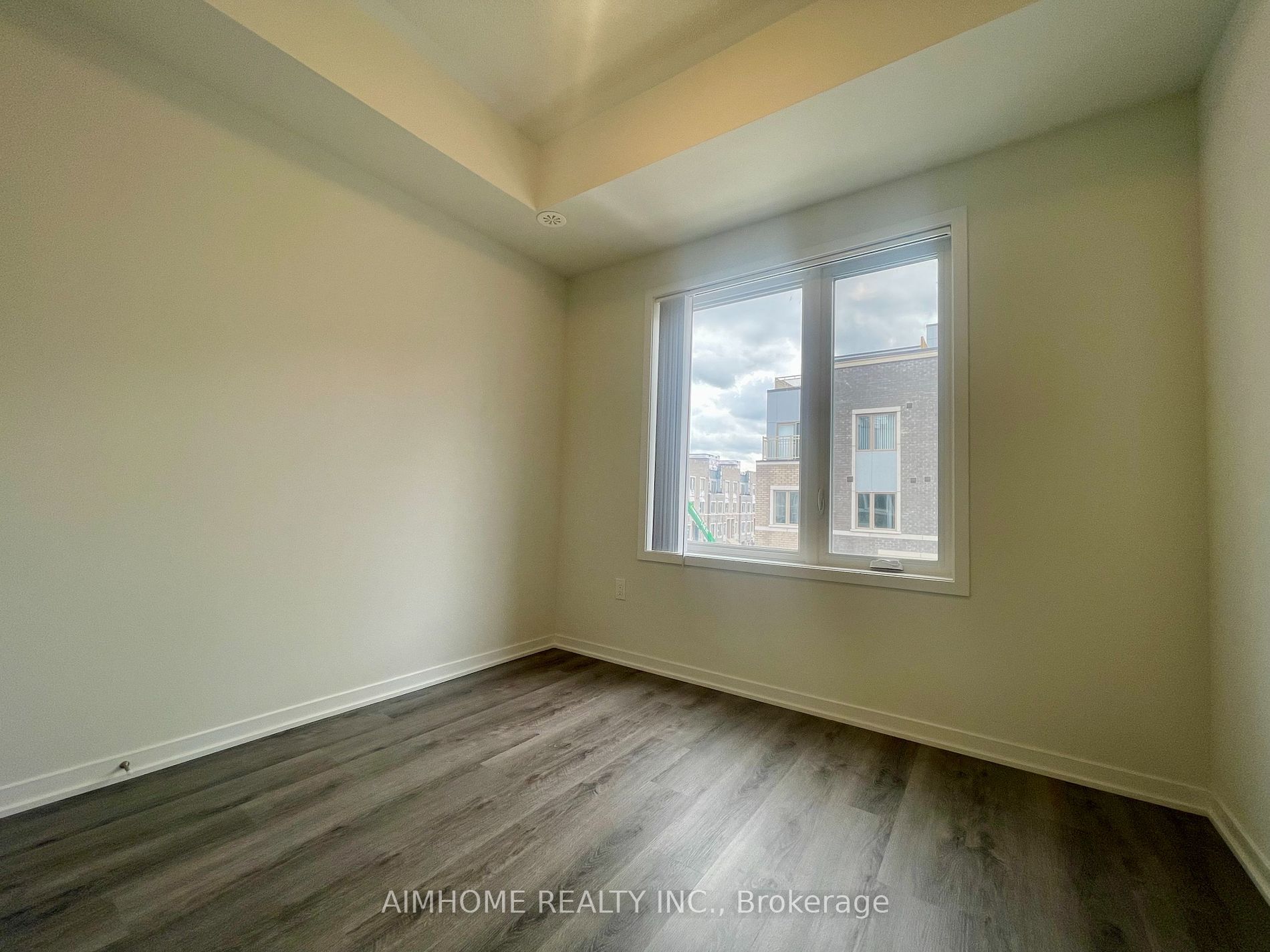 131 Honeycrisp Crescent, #TH218