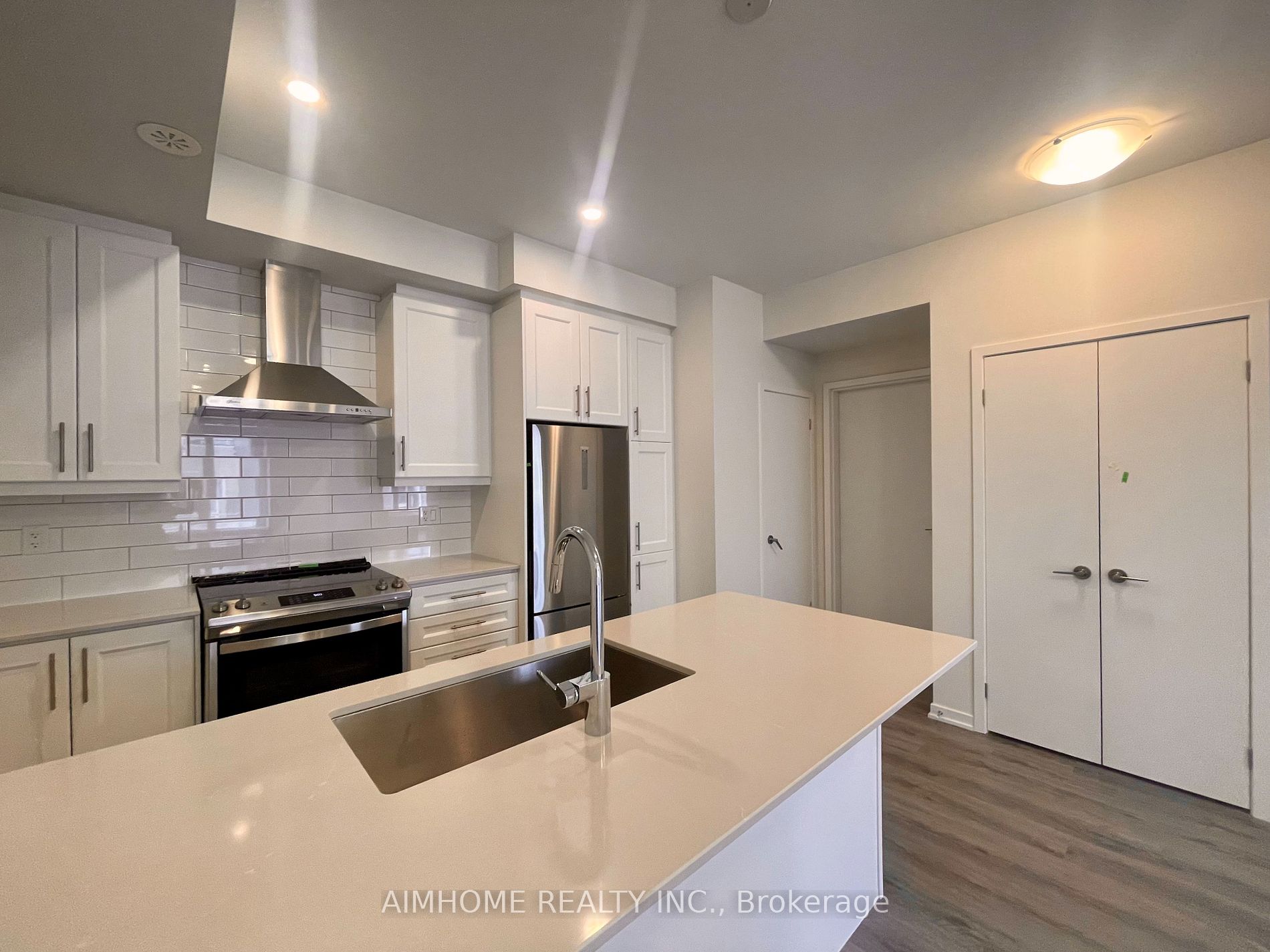 131 Honeycrisp Crescent, #TH218