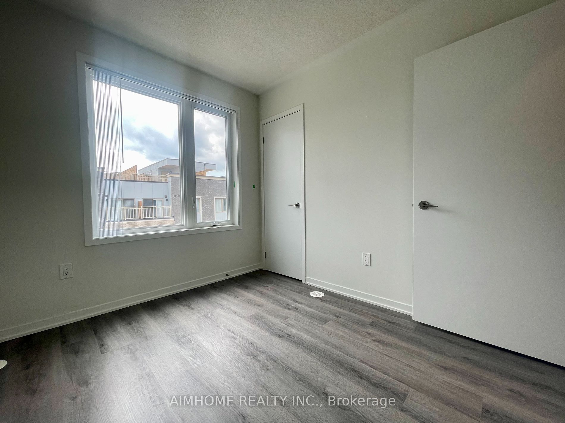 131 Honeycrisp Crescent, #TH218