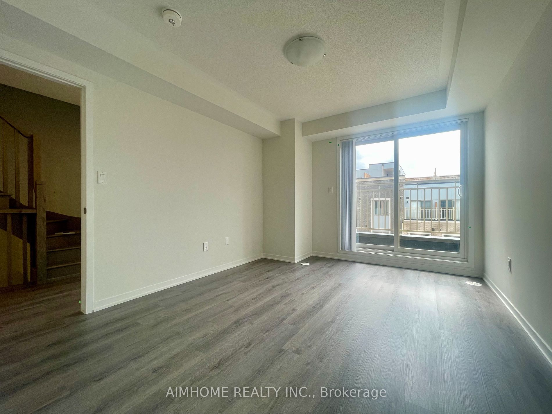 131 Honeycrisp Crescent, #TH218