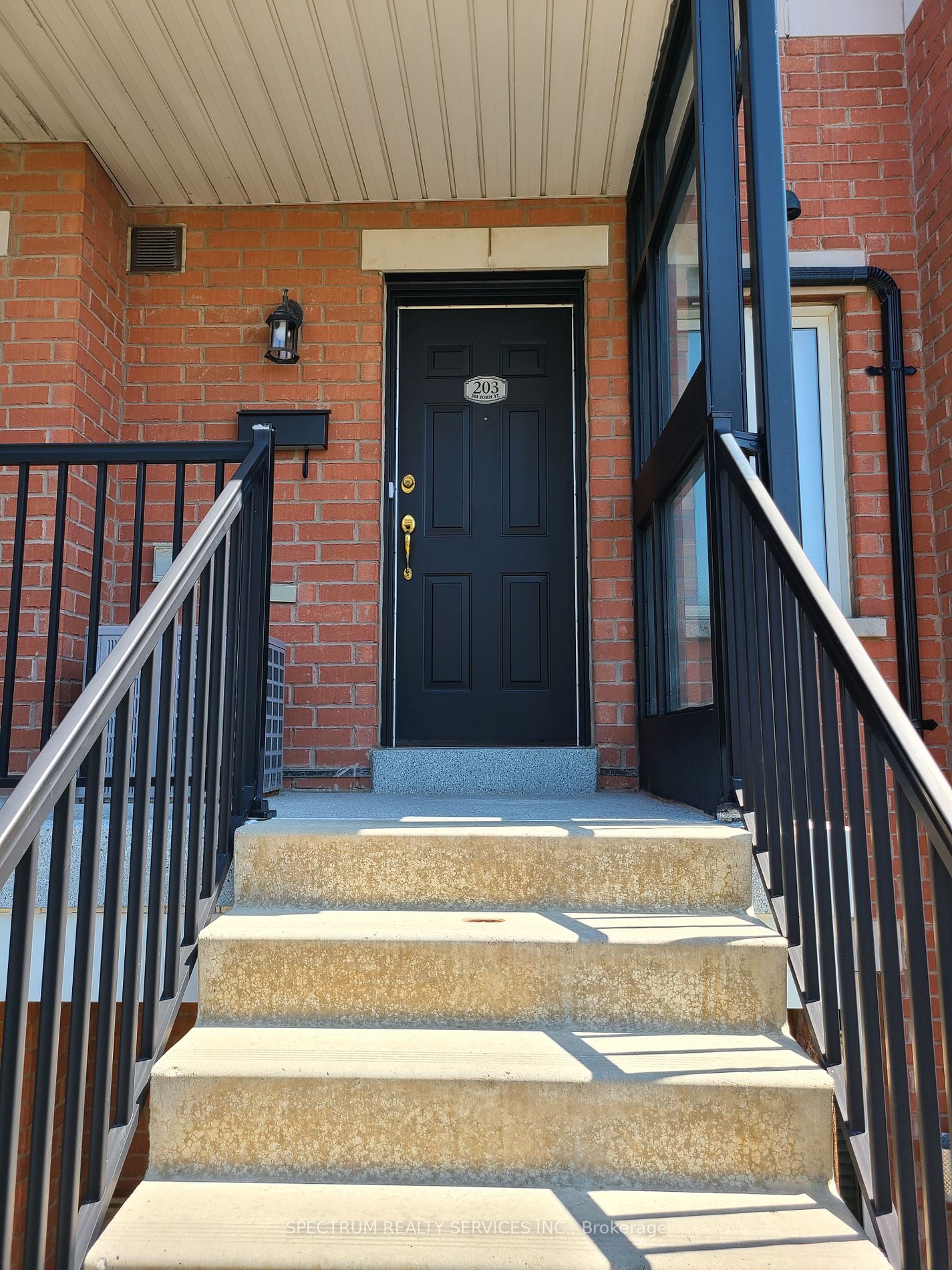 308 John Street, #203