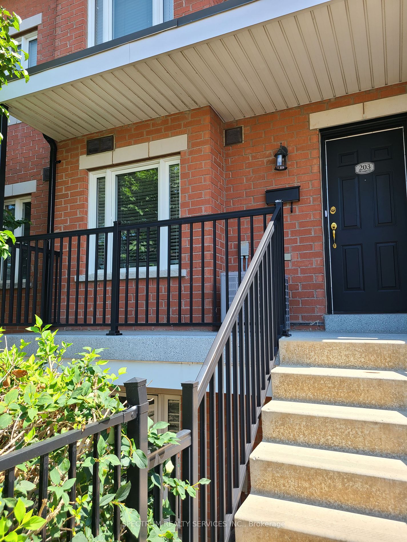 308 John Street, #203