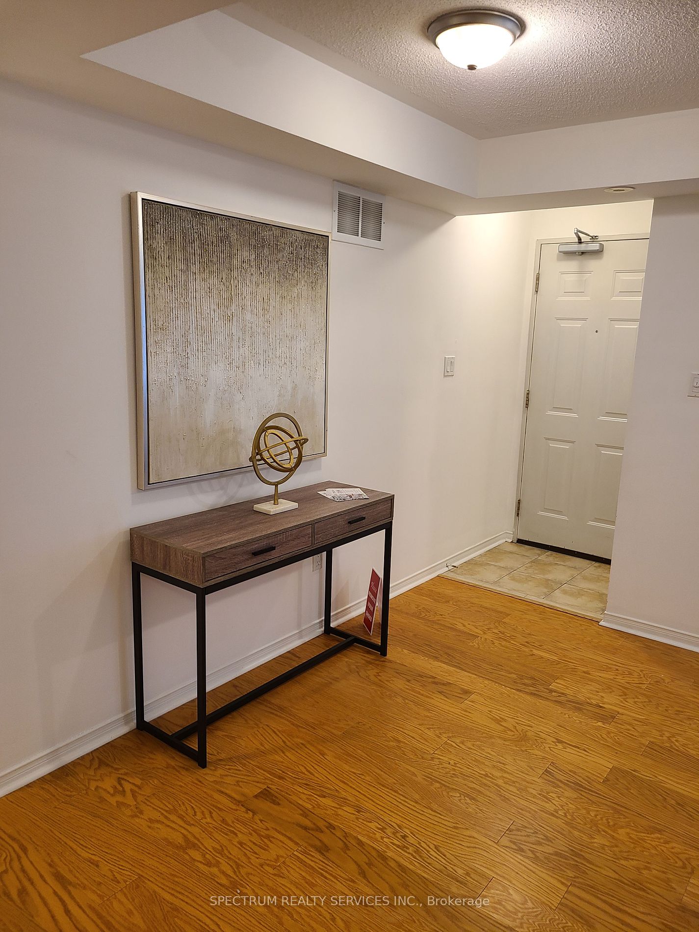 308 John Street, #203