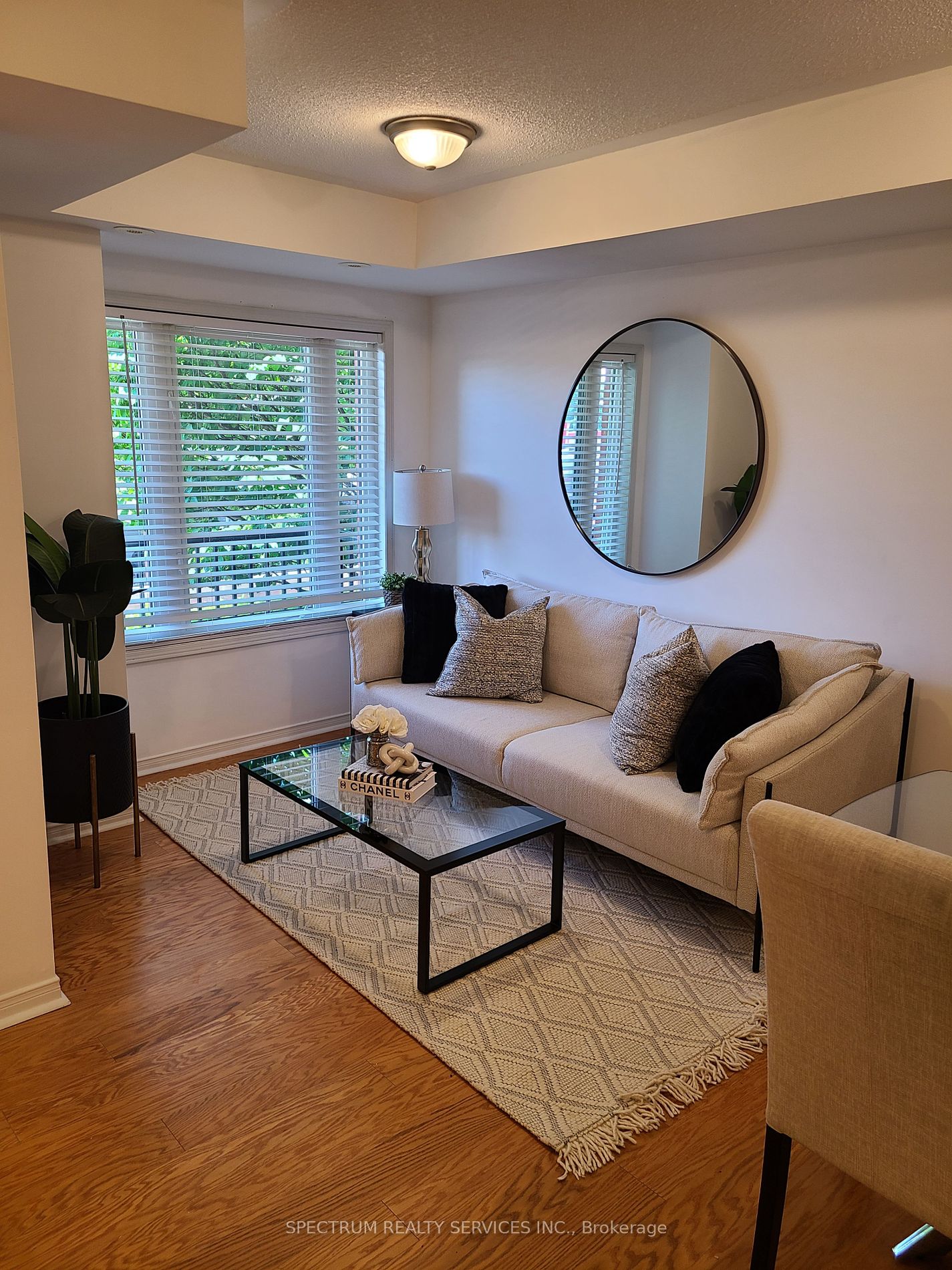 308 John Street, #203