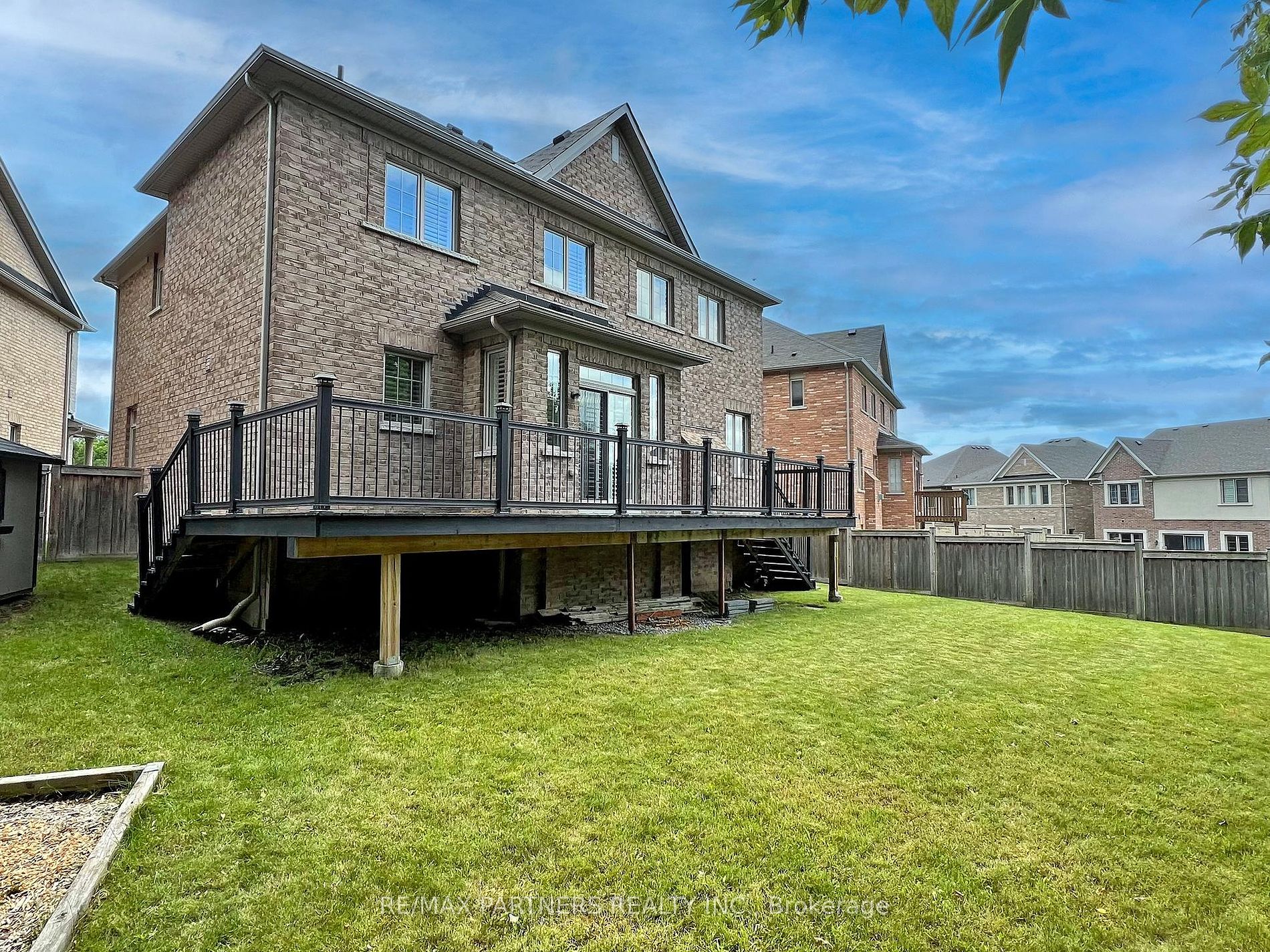 1298 Mccron Crescent