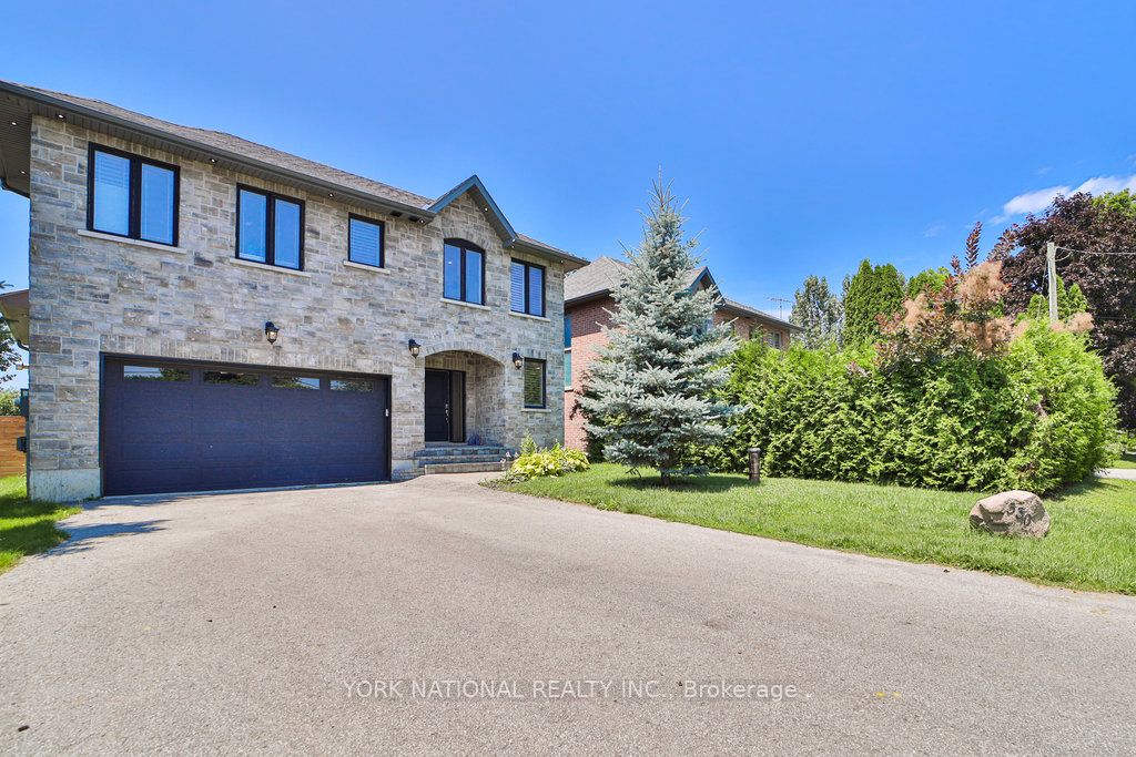 530 Duclos Point Road W