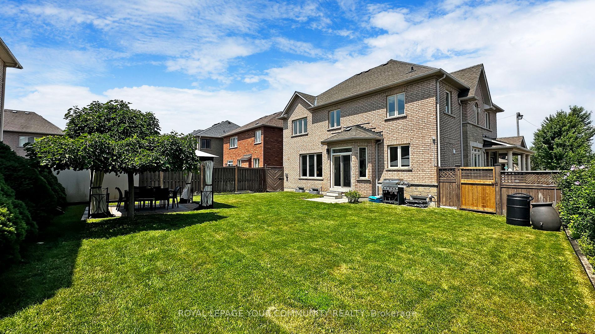 1 Heathfield Avenue