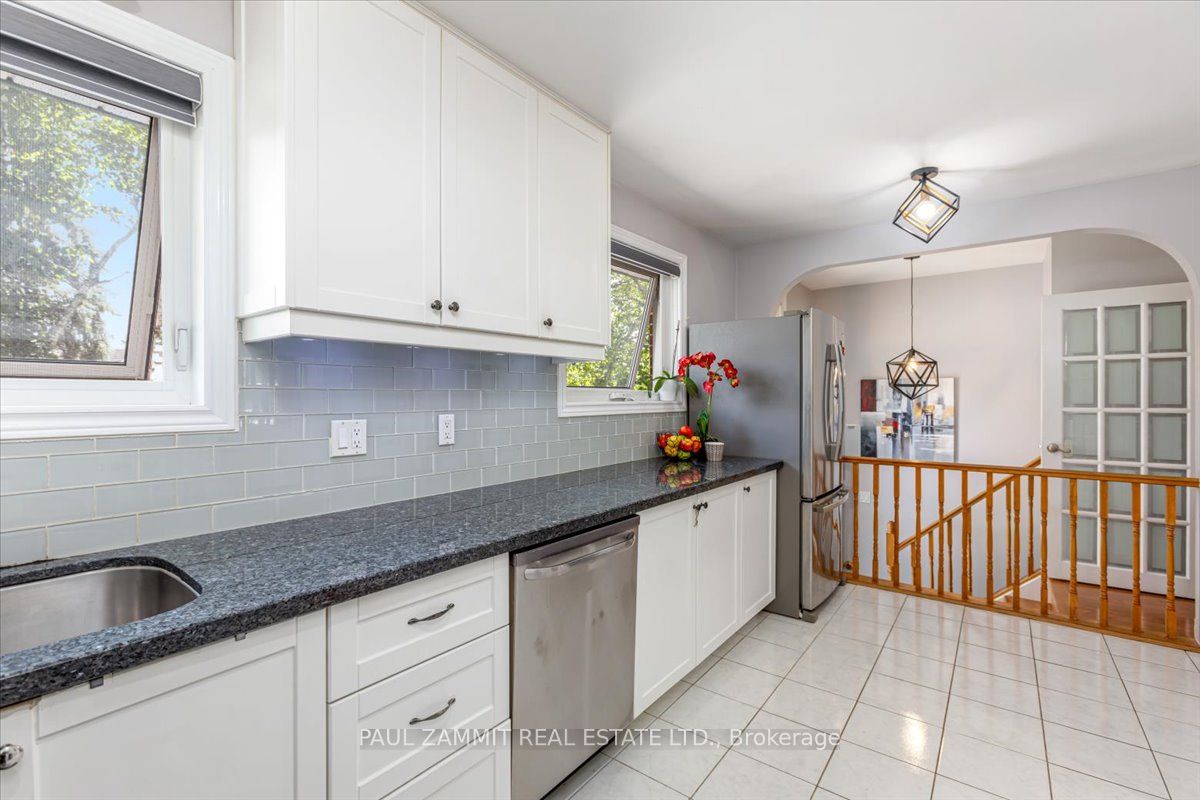 47 Ladyslipper Court