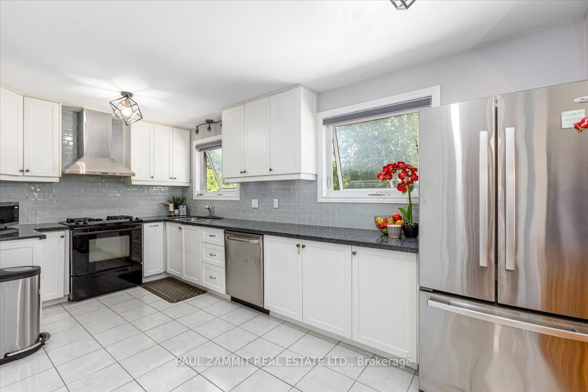47 Ladyslipper Court