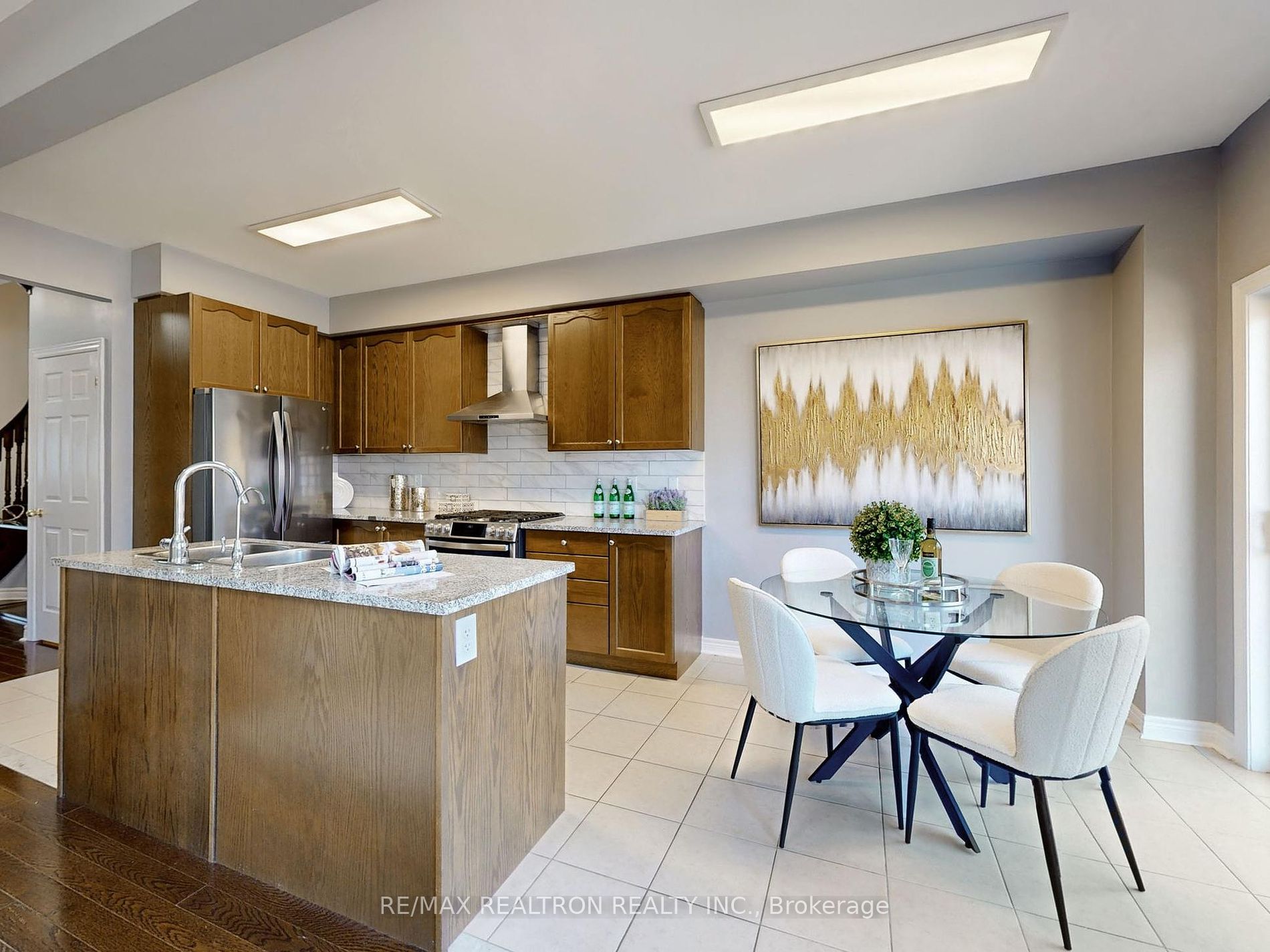 38 Flute St