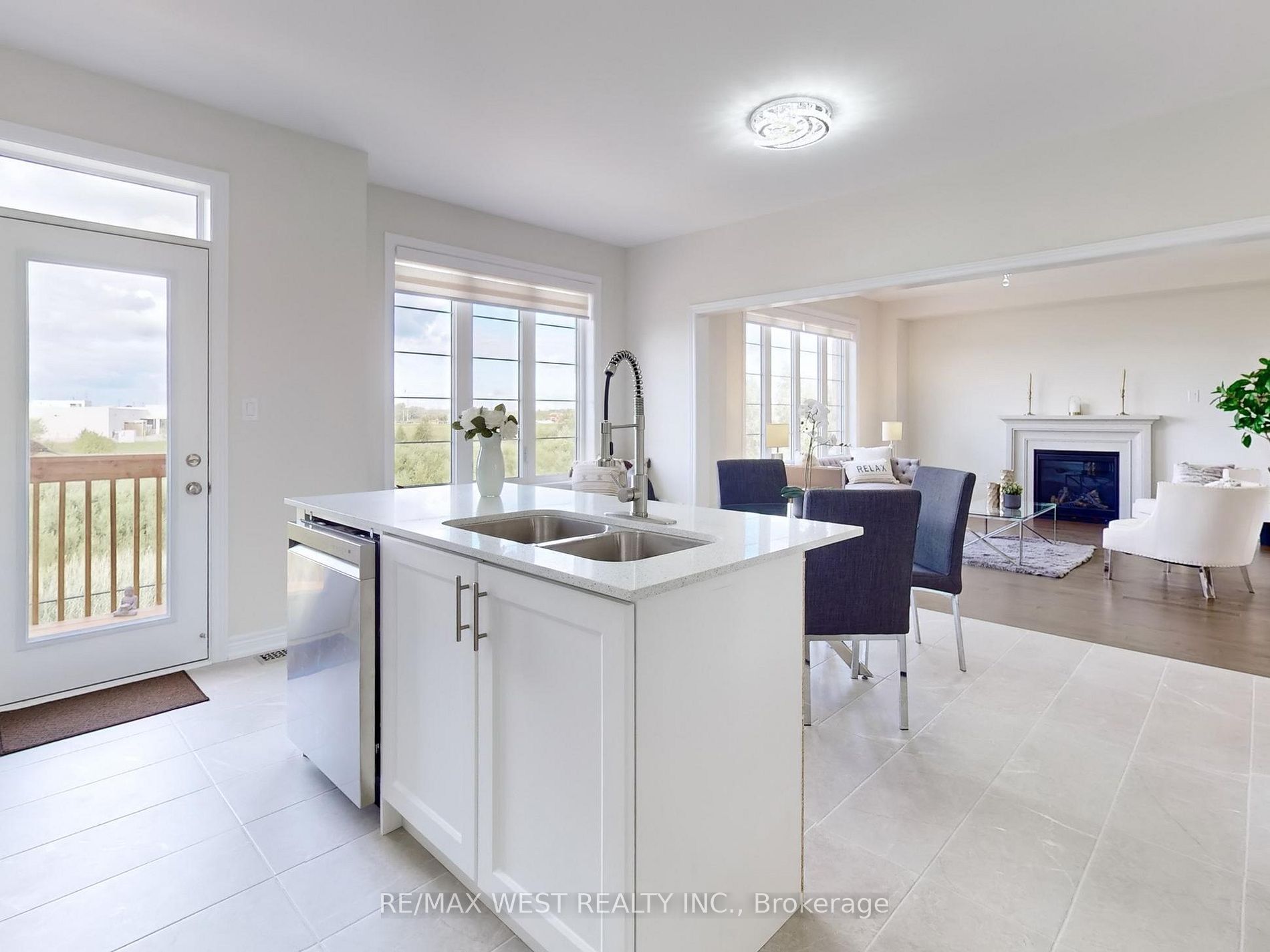 31 John Dallimore Dr