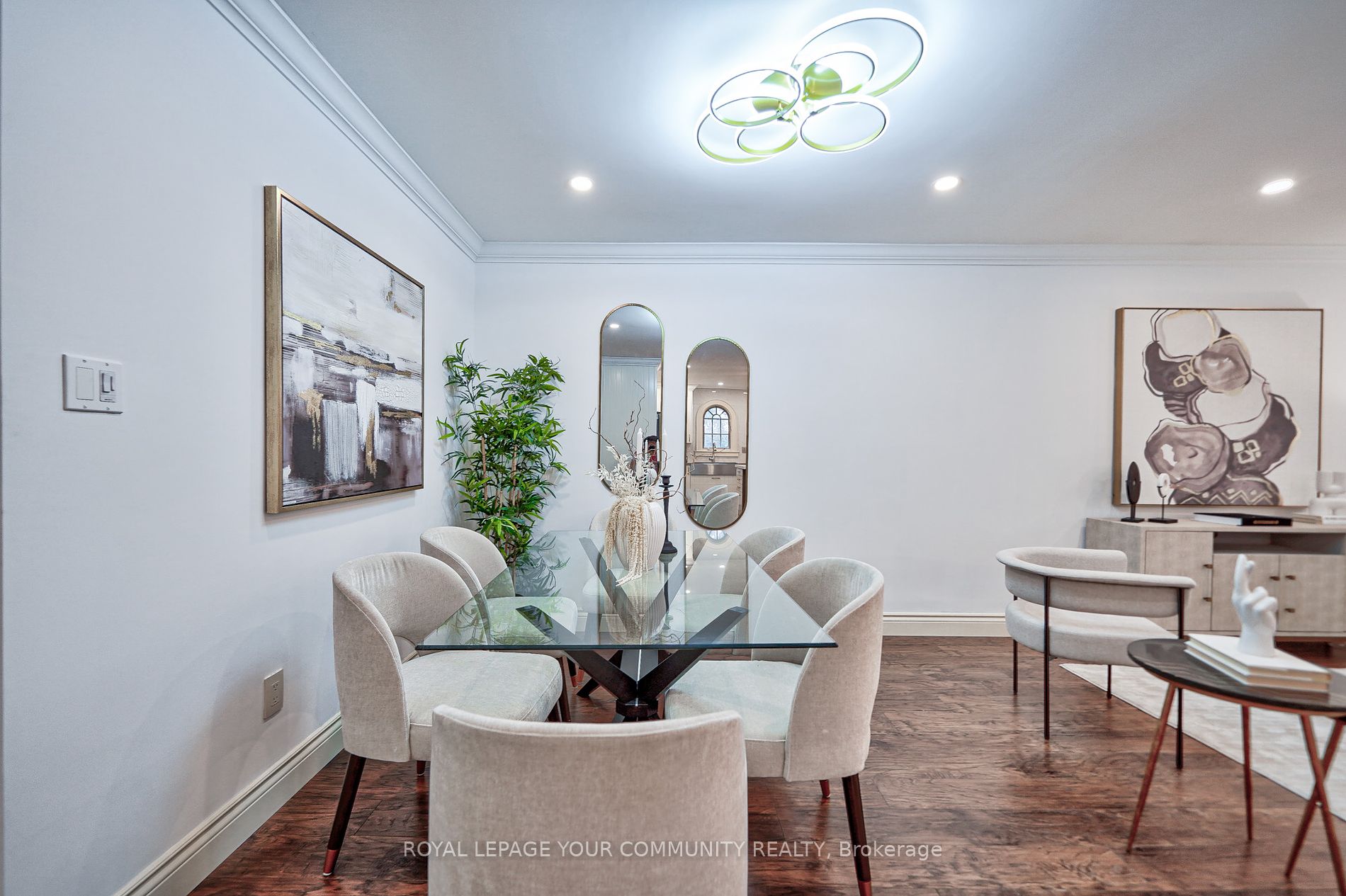 60 Hillview Drive