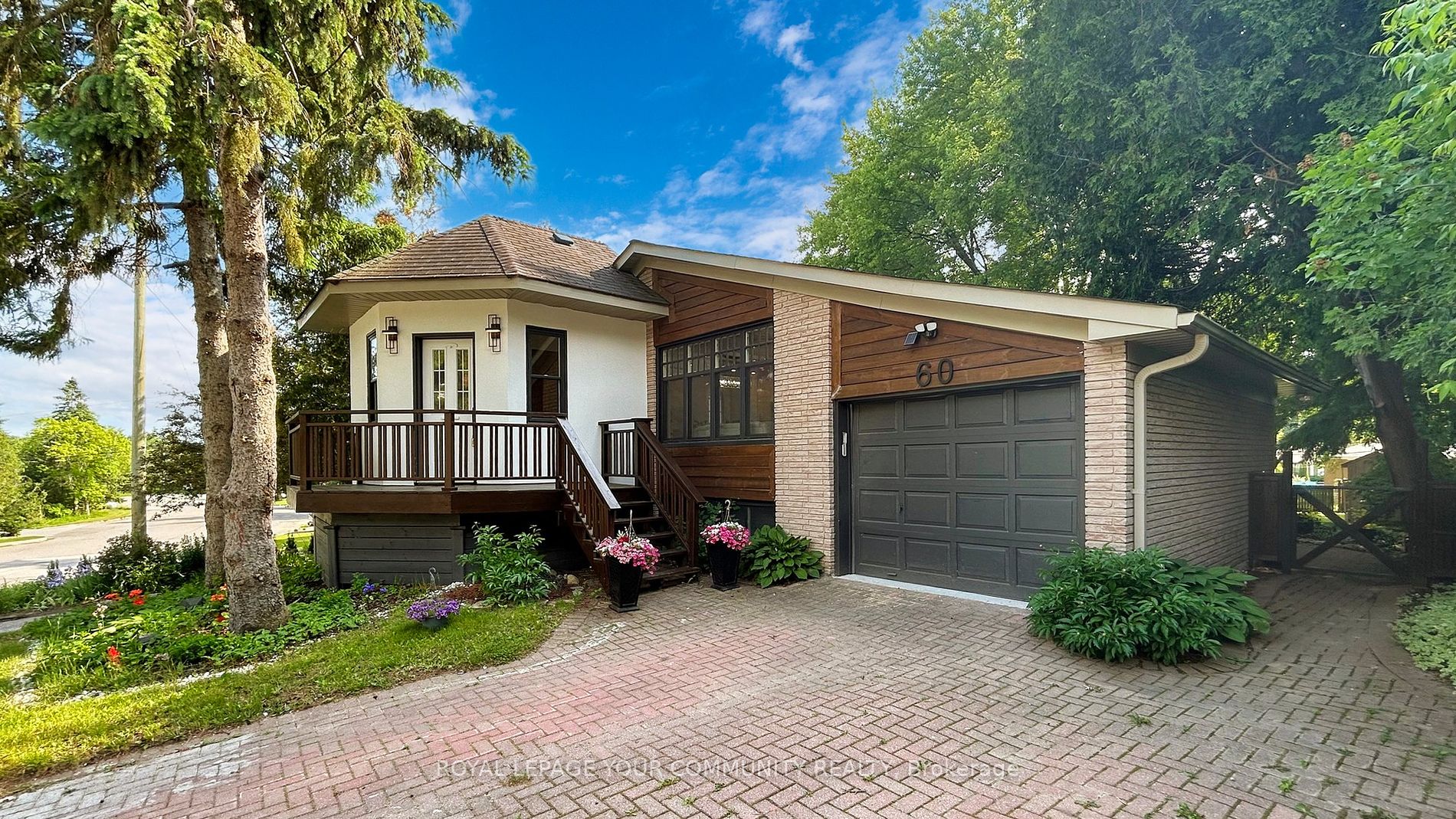 60 Hillview Drive