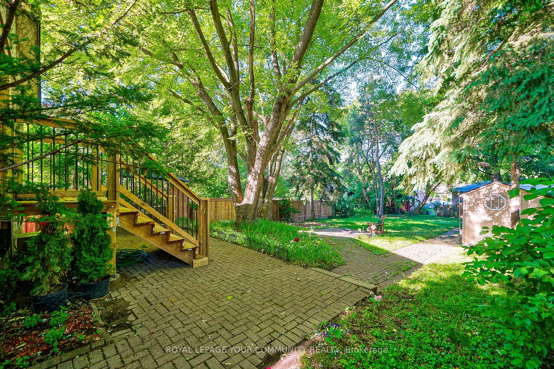 60 Hillview Drive