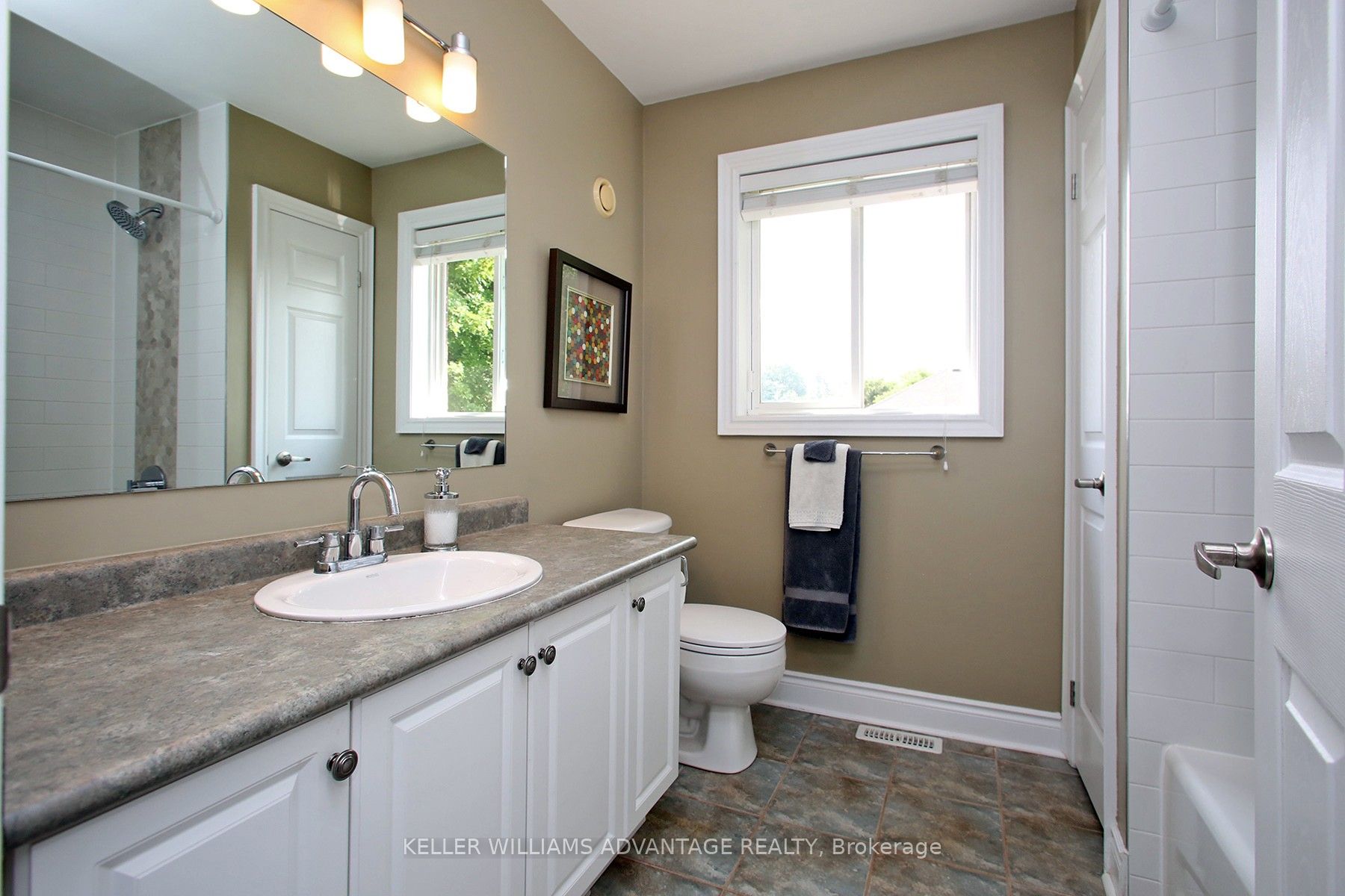 17 Apple Tree Cres