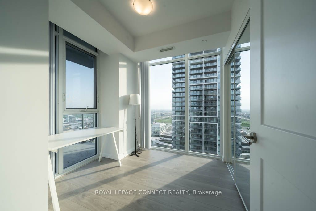 7895 Jane Street #3406