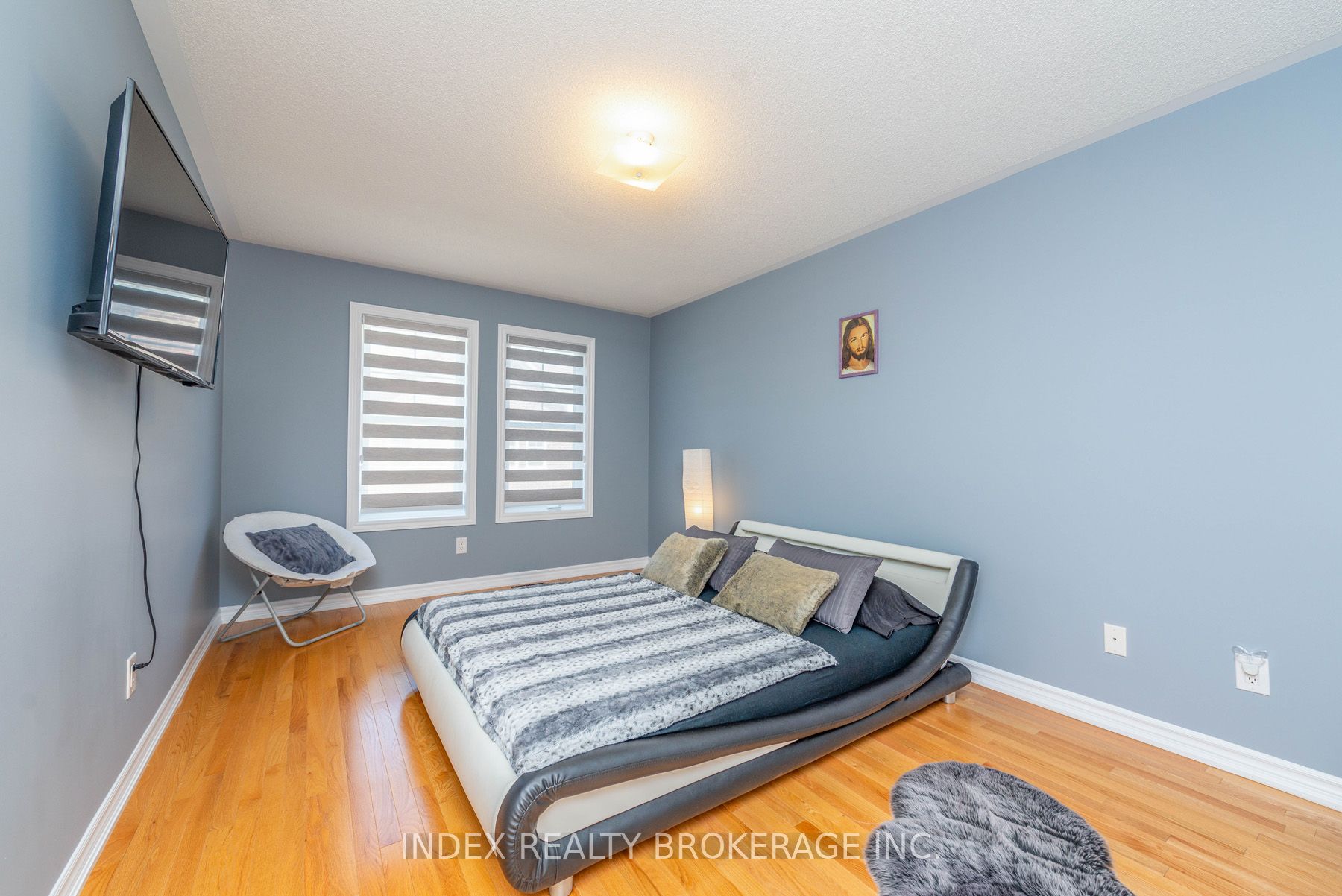 10 Porter Avenue, #26