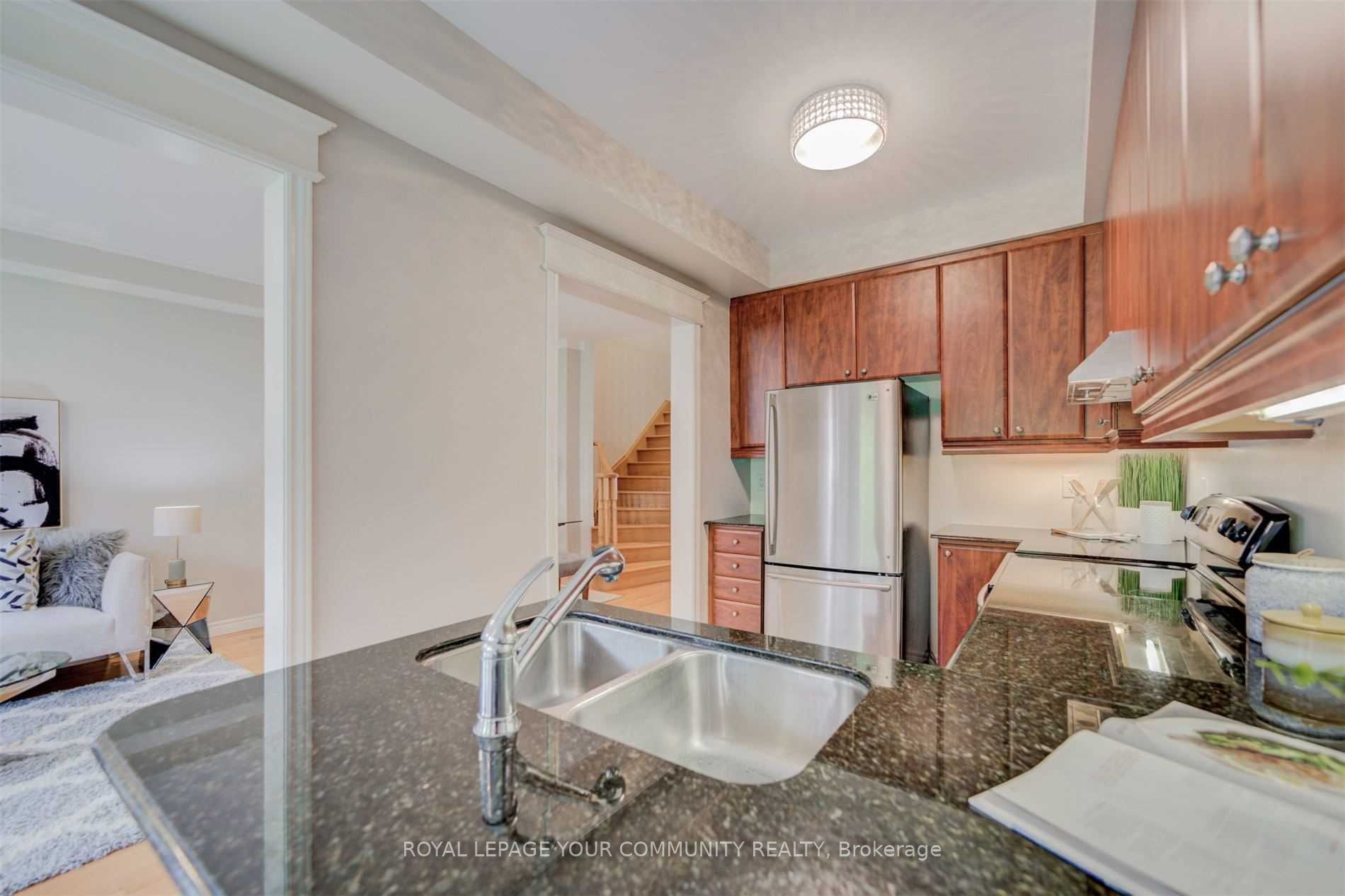 384 William Dunn Crescent