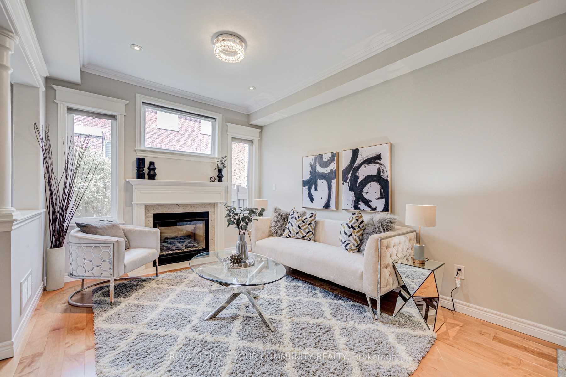 384 William Dunn Crescent